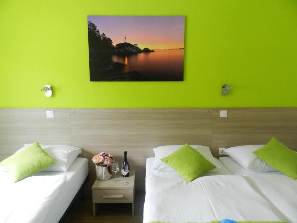 Yourcroatiaholiday - Villa With 6 Rooms Drenje  Esterno foto